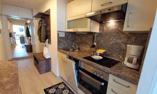 Steindorf am Ossiacher See Apartment | ANNA Seeblick Appartement, Haus Hänsel&Gretel am Ossiachersee mit direktem Seezugang, Hallenbad