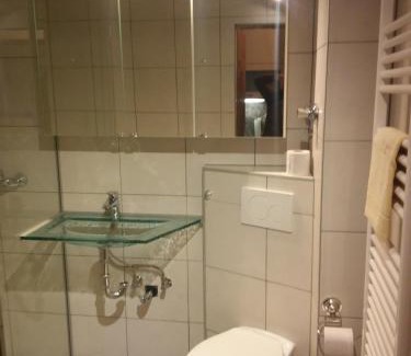 Steindorf am Ossiacher See Apartment | ANNA Seeblick Appartement, Haus Hänsel&Gretel am Ossiachersee mit direktem Seezugang, Hallenbad