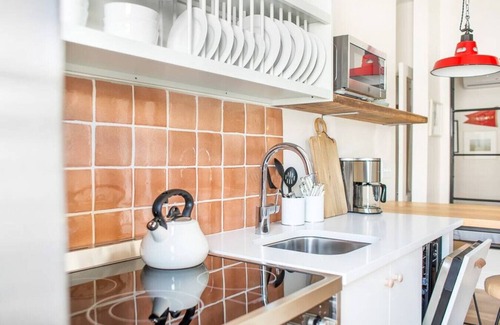 Yamacraw Village Condo | Annabelle 2C - Be Near Everything, No Car Needed