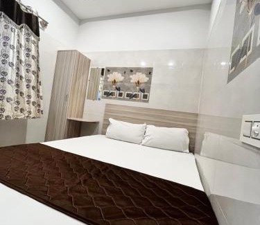 Velankanni Hotel | Annai viola residency