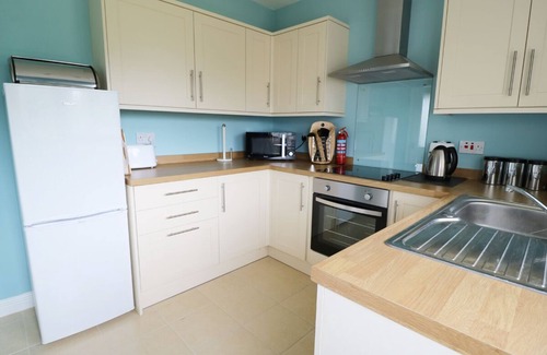 Rhoscolyn House | ANNEDDLE, pet friendly, with a garden in Four Mile Bridge