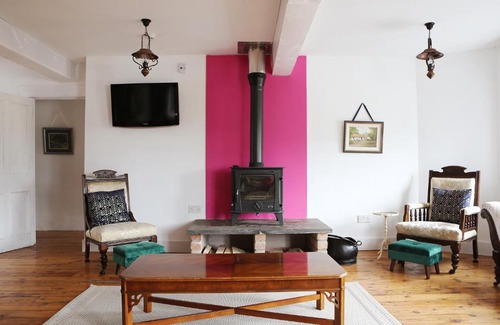 Kilcar House | Annie's Corner House