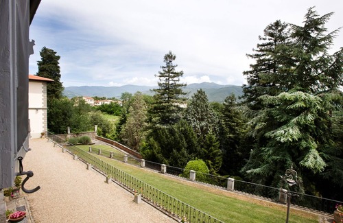 Cicogna Apartment | Anny, Large apartment in Historical Residence