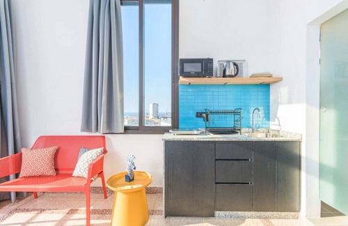 Gemmayzeh Apartment | Anoor Studio 102 in Gemmayze W/Balcony & 24/7 Power
