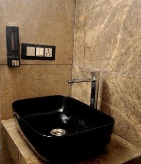 Lake Swaroop Sagar House | Antariksh