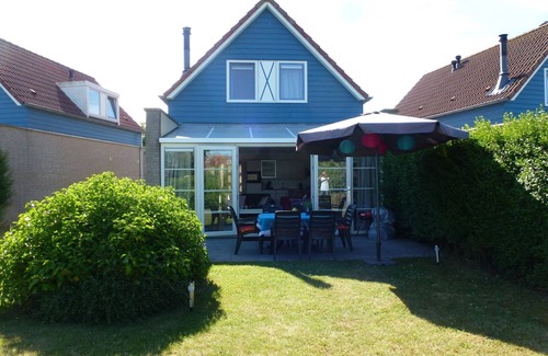 Hoofdplaat House | Antibes 256 - Kustpark Village Scaldia - Detached holiday home directly at the lake with spacious garden