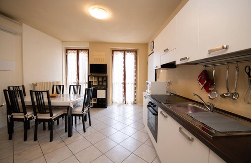 Moniga del Garda Apartment | Antica Corte