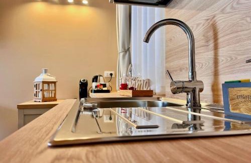 Crociale House | Antica corte - private court