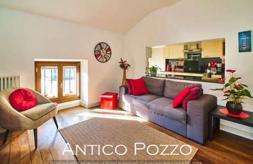 Riva del Garda Apartment | Antico Pozzo Apartment- historical centre- free wi-fi and car park