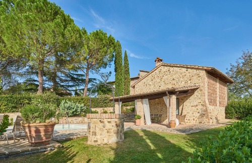 Poggibonsi Villa | Anticopozzo by VacaVilla