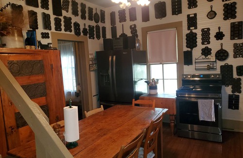 New Ulm House | Antique 2 story home on 160 Acres
