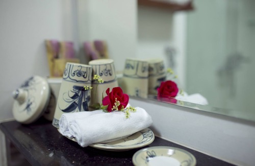 Hang Bo Hotel | Antique Angel Hotel