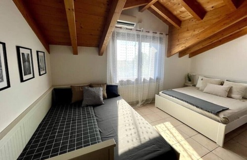 San Giuliano Milanese Apartment | Antique attic Milan