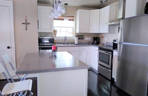 Boerne House | Antler Guesthouse, stunning views, not affected by flooding seen in other towns!