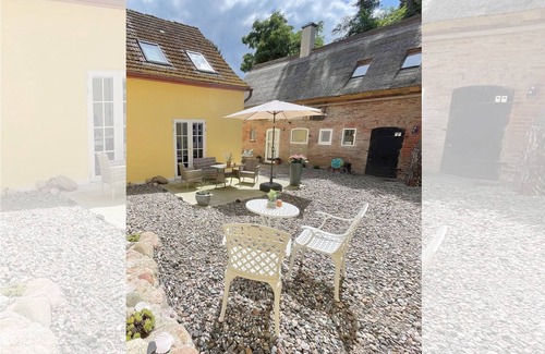 Kamminke Apartment | Anton's Remise - Kamminke, farmstead on the lagoon