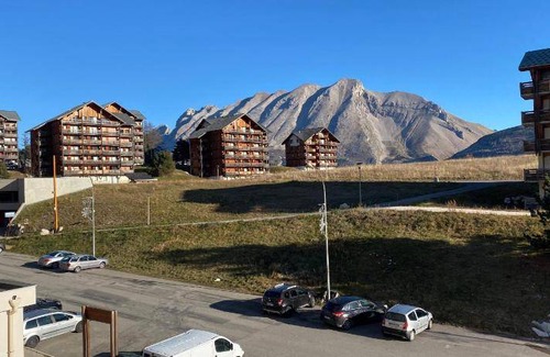 Saint-Etienne-en-Devoluy Apartment | Apartment ∙ 1 bedroom ∙ 2 guests
