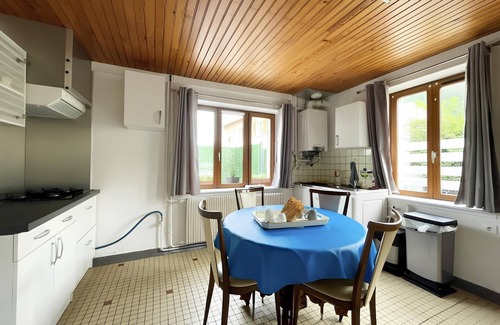 Saint-Etienne-les-Remiremont Apartment | Appartement F2 au Pied du Fossard 2 Étoiles