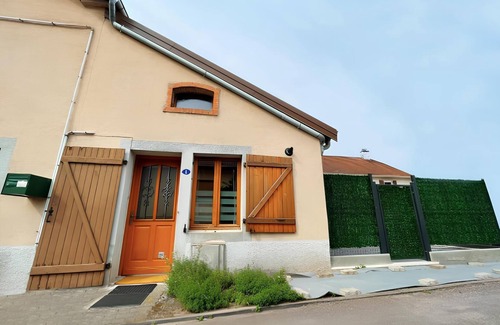 Saint-Etienne-les-Remiremont Apartment | Appartement F2 au Pied du Fossard 2 Étoiles