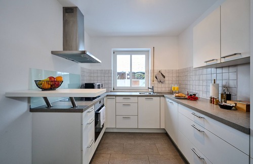 Straubing Apartment | Apanoxa Homes: Zentral I 2 Parkplätze I Netflix