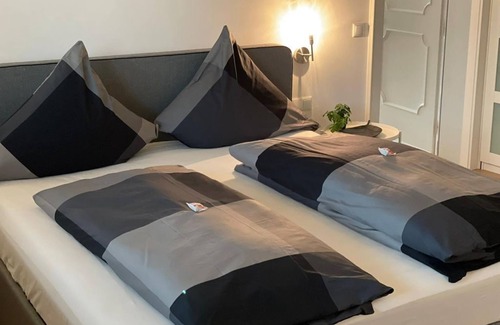 Unterburg am Klopeiner See Bed & Breakfast | Apartment/flat, bath, WC, 2 bedrooms - Pension Tulpe