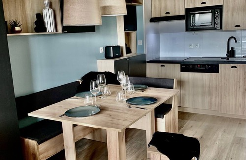 La Mongie Apartment | Apart from Mongie. Fully renovated. foot of the slopes 1 bedroom. Heated swimming pool.