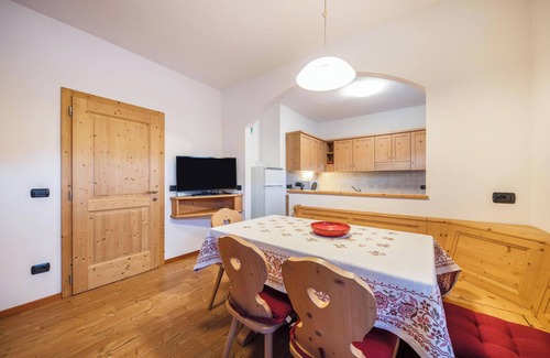 Castello-Molina di Fiemme Apartment | Apartment "La Pratolina" with Mountain View, Terrace & Garden