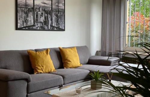 Hamm-Heessen Apartment | Apart70-Modern Design I Garden with Terrace I Smart TV I Free Parking I Free WiFi
