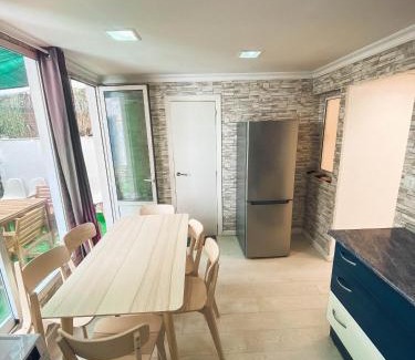Santa Coloma de Gramenet Apartment | Apartamento 15' Barcelona centro