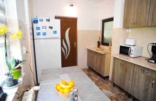 Lisa Apartment | Apartament 2 camere Roberta Breaza TransylvanianPetfriendly
