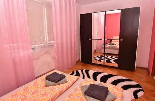 Hateg Apartment | Apartament 3