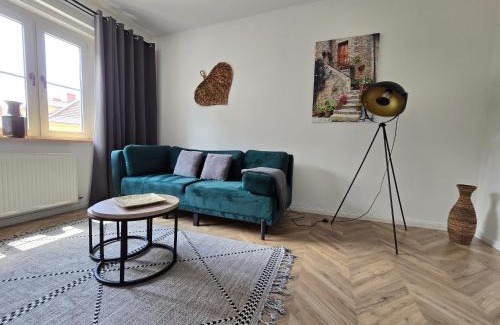 Jelenia Gora Apartment | Apartament Black&White