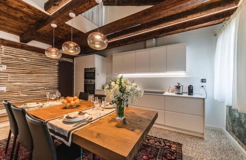 Santa Croce Apartment | Apartament Cà Brunilda-luxury penthouse with terrace in Venice