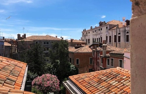 Santa Croce Apartment | Apartament Cà Brunilda-luxury penthouse with terrace in Venice