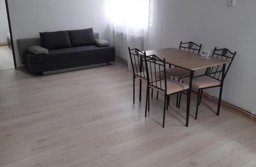 Caransebes Apartment | Apartament central