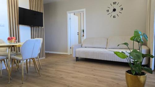 Konskie Apartment | Apartament Gimnazjalna Luxury