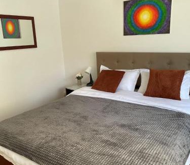 Husi Apartment | Apartament Husi