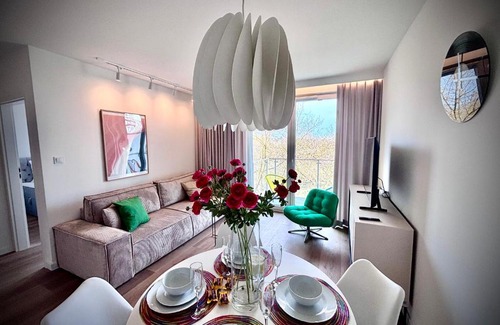 Osiedle Grunwaldzkie Apartment | Apartament WHITE GLOVE deluxe Abstrakcja PARKING free