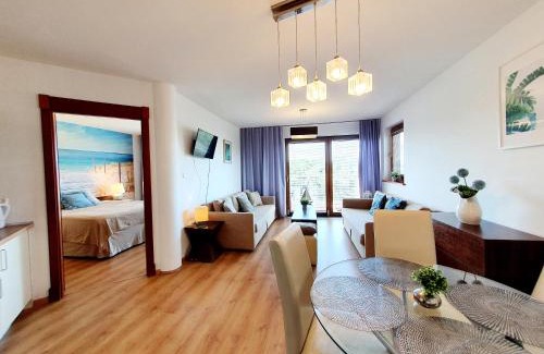 Cetniewo Apartment | Apartament z prywatnym tarasem na dachu i widokiem na morze