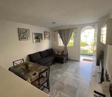 Torrequebrada Apartment | Apartamento Andalucia