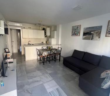 Torrequebrada Apartment | Apartamento Andalucia