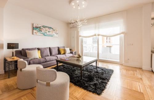 Milla de Oro Apartment | Apartamento Barrio Salamanca Hermosilla Deluxe