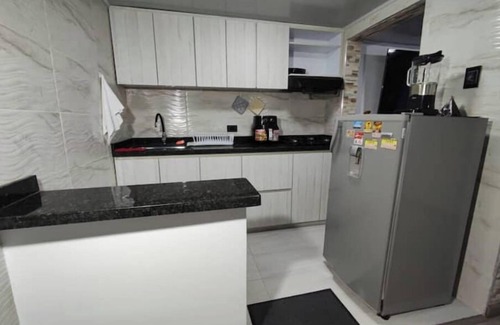 Fontibon Apartment | Apartamento Cerca al Aeropuerto, Sector Comercial