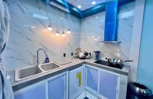 Ciudad Victoria Apartment | Apartamento Contemporaneo con TV 85 y cochera privada