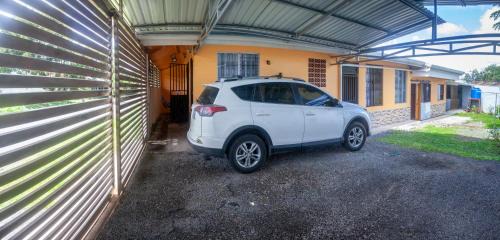 Guapiles Apartment | Apartamento Daly 3