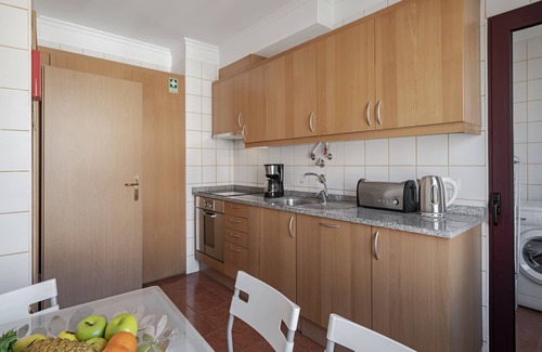 Canico Apartment | Apartamento luminoso com piscina, Garajau IV