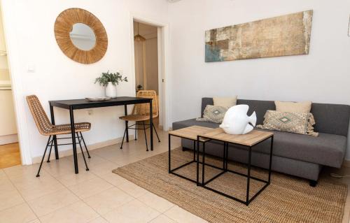 Las Acacias Apartment | Apartamento Pedregalejo Playa