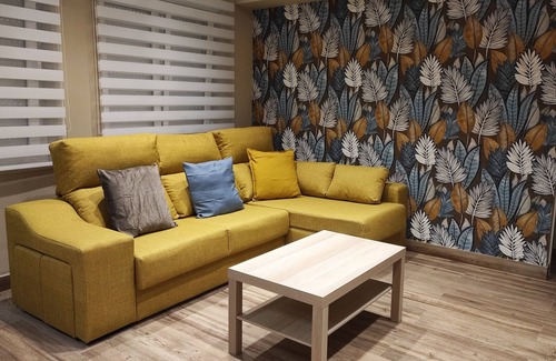 Aviles Apartment | Apartamento Plaza España