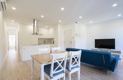 Palomeras Bajas Apartment | apartamento reformado para 6 personas de alquiler temporal