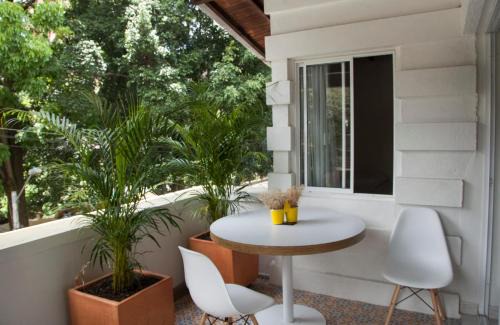 Envigado Apartment | Apartamento remodelado en el mejor lugar del centro de Medellín. Home Aris 402