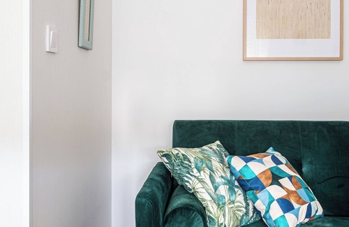 Coslada Apartment | Apartamento Totalmente Reformado y Renovado, Cerca del Aeropuerto, y de Ifema,